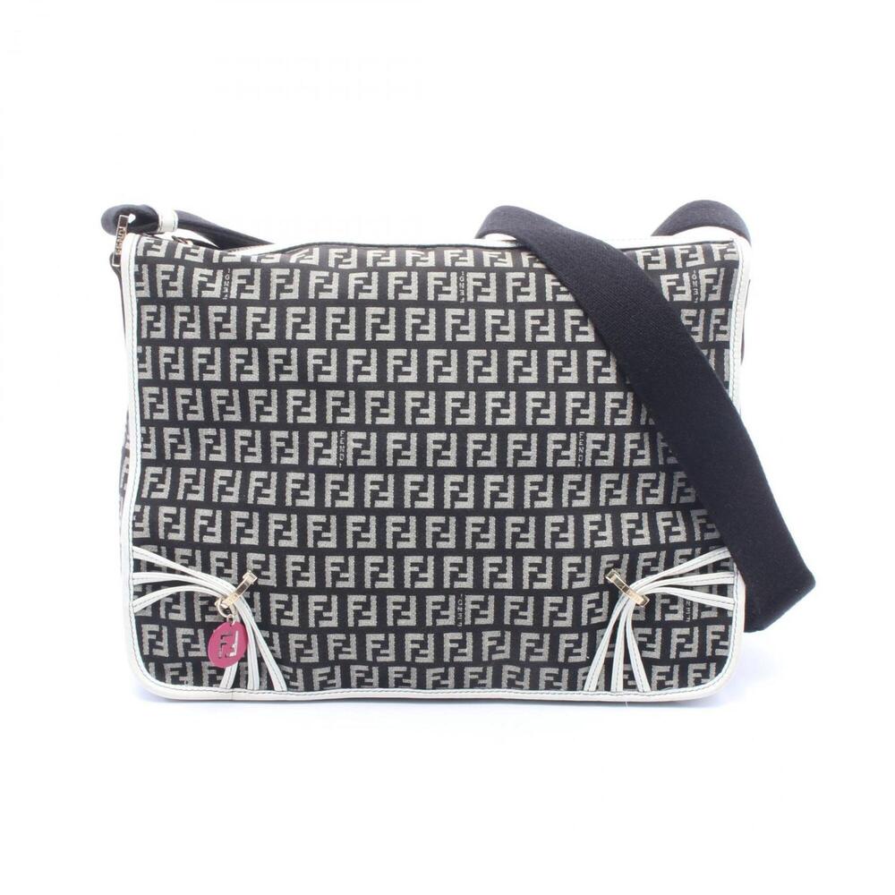 FENDI Black Leather Shoulder Bag